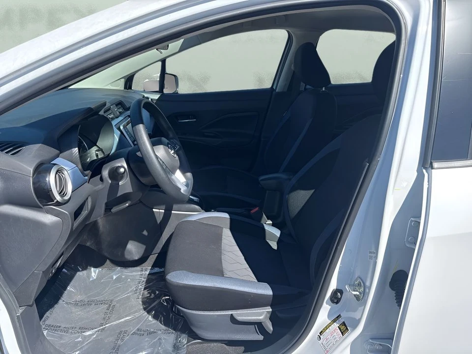 2025 Nissan Versa - Image 9 of 21