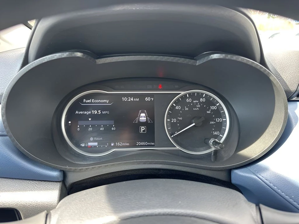 2025 Nissan Versa - Image 18 of 21