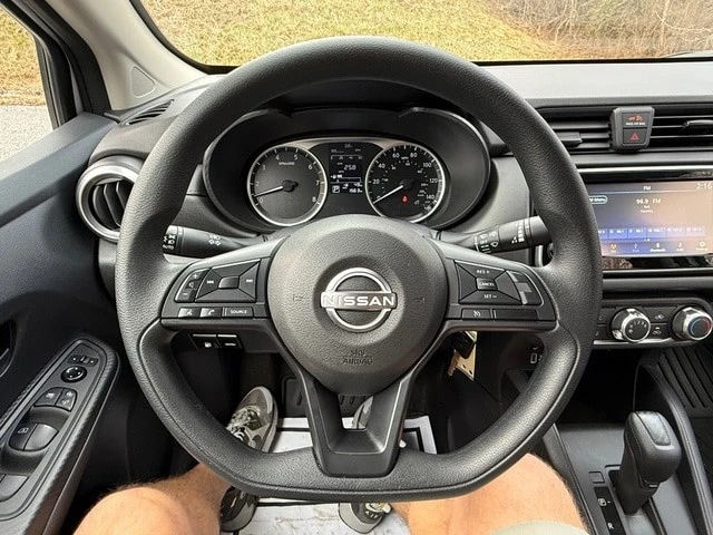 2025 Nissan Versa - Image 18 of 21