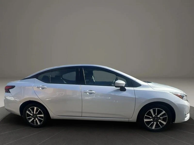 2025 Nissan Versa - Image 4 of 12