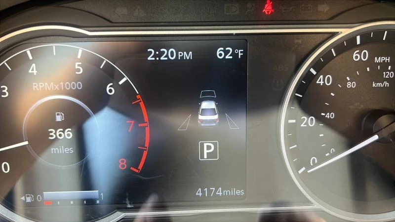 2025 Nissan Versa - Image 12 of 12