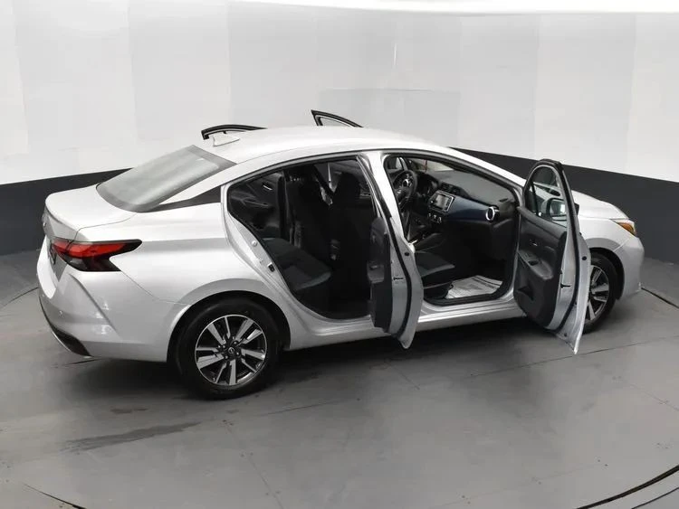 2025 Nissan Versa - Image 6 of 12