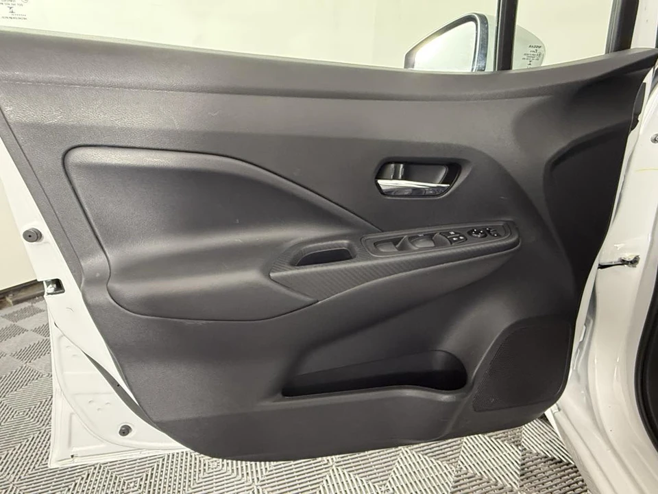 2025 Nissan Versa - Image 15 of 21