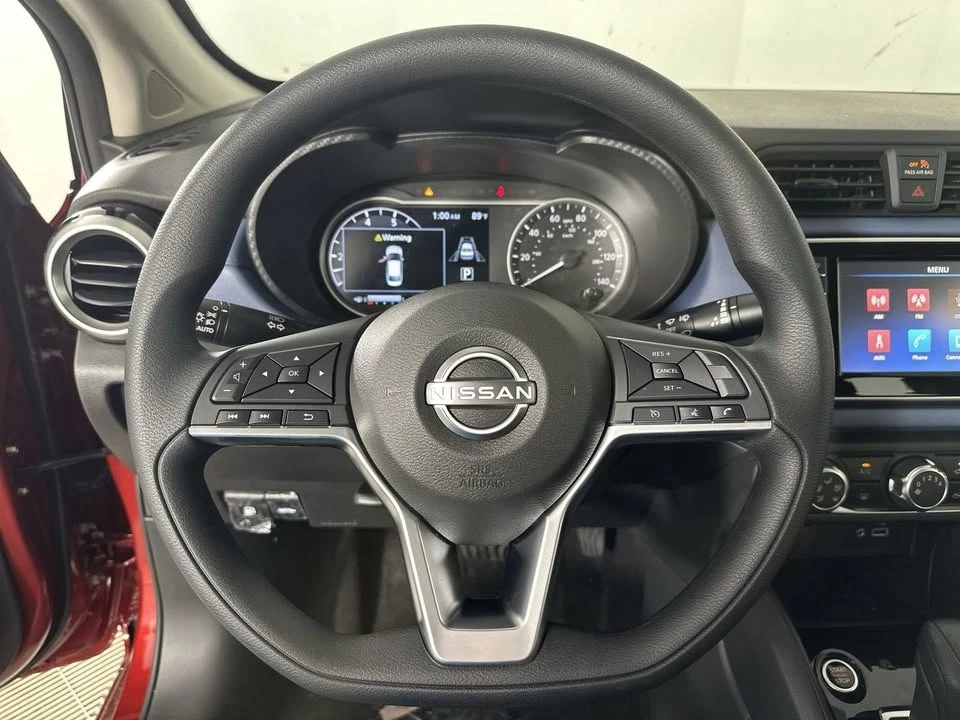 2025 Nissan Versa - Image 7 of 12