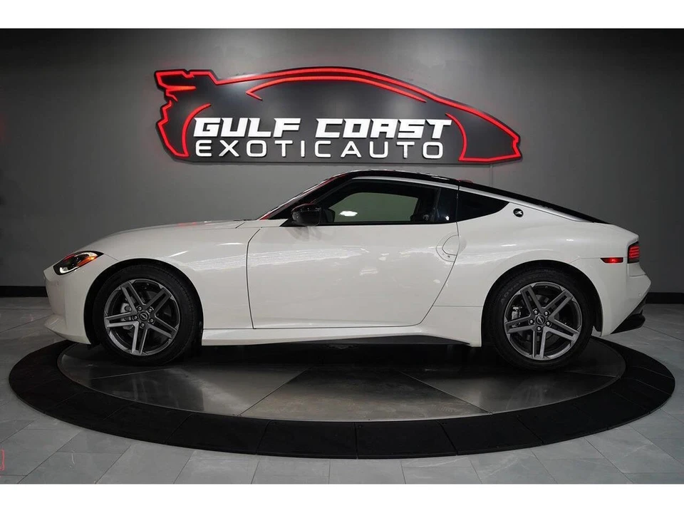 2025 Nissan Z 7th Gen - Image 22 of 31