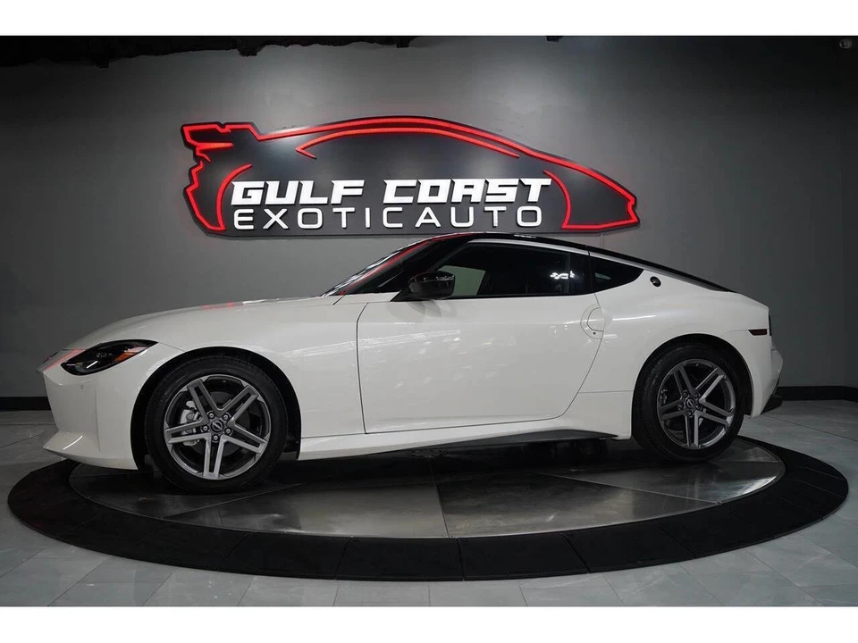 2025 Nissan Z 7th Gen - Image 2 of 31