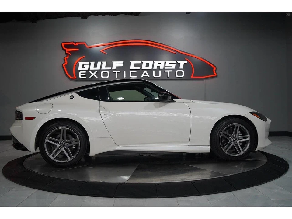 2025 Nissan Z 7th Gen - Image 9 of 31