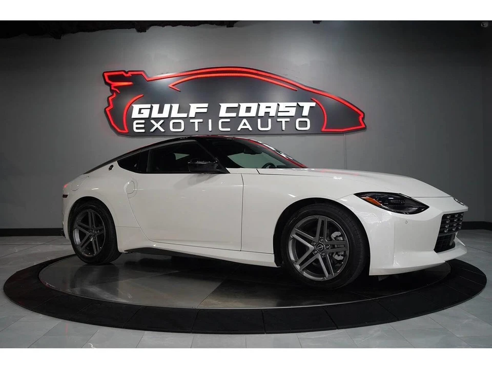 2025 Nissan Z 7th Gen - Image 10 of 31