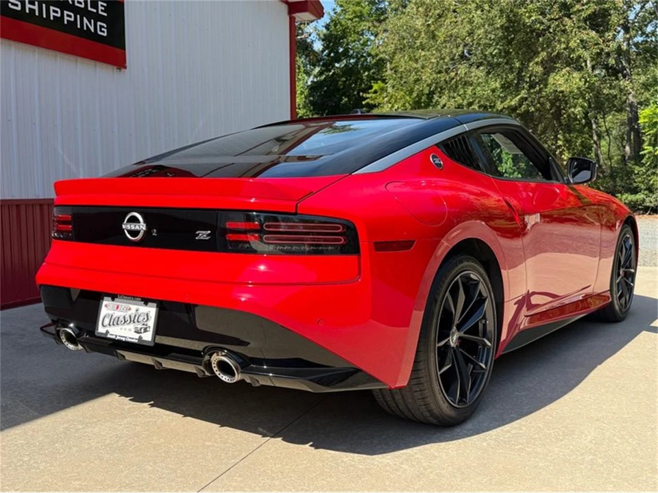 2025 Nissan Z 7th Gen - Image 6 of 31
