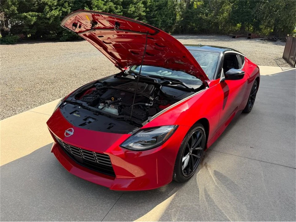 2025 Nissan Z 7th Gen - Image 27 of 31