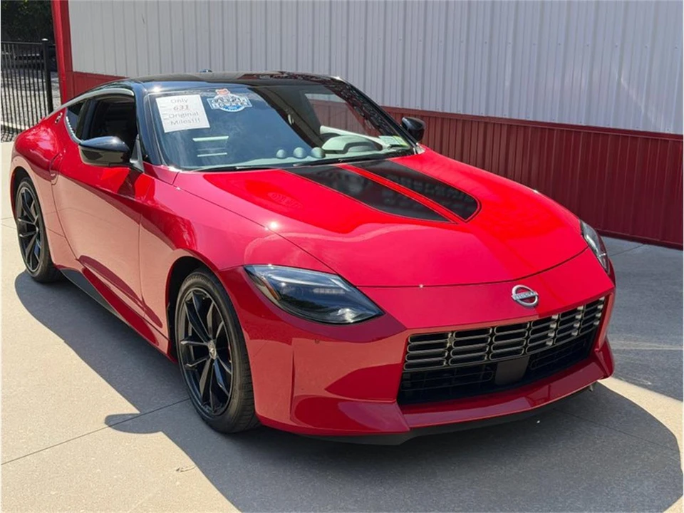 2025 Nissan Z 7th Gen - Image 2 of 31
