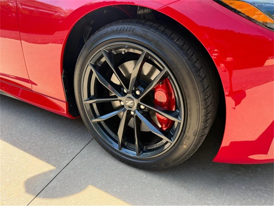 2025 Nissan Z 7th Gen - Image 24 of 31