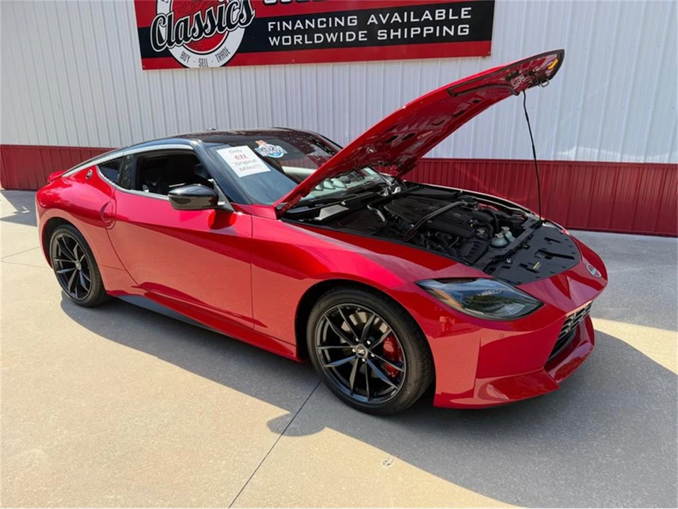 2025 Nissan Z 7th Gen - Image 25 of 31