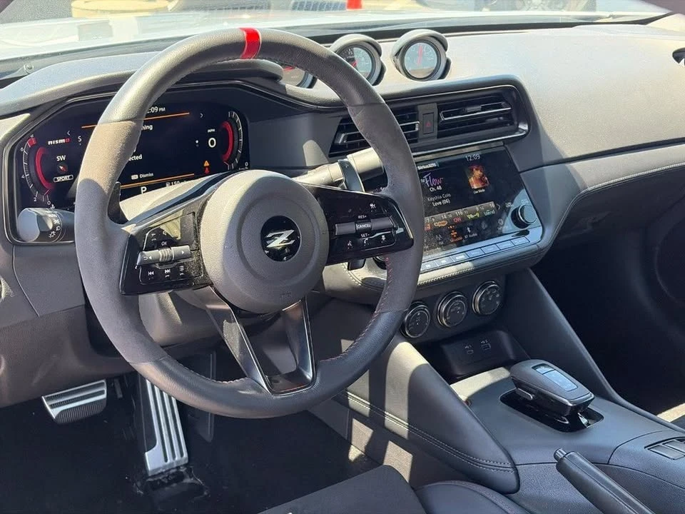 2025 Nissan Z Nismo 7th Gen - Image 9 of 19