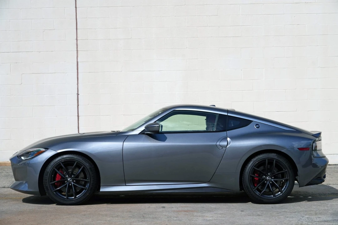 2025 Nissan Z 7th Gen - Image 9 of 31