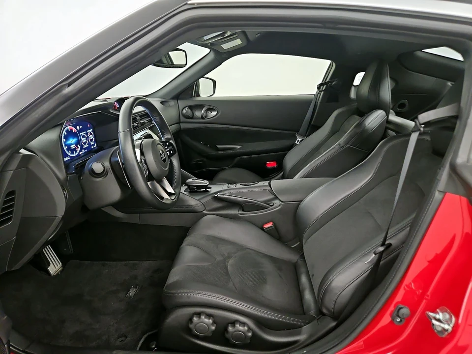 2025 Nissan Z 7th Gen - Image 10 of 24