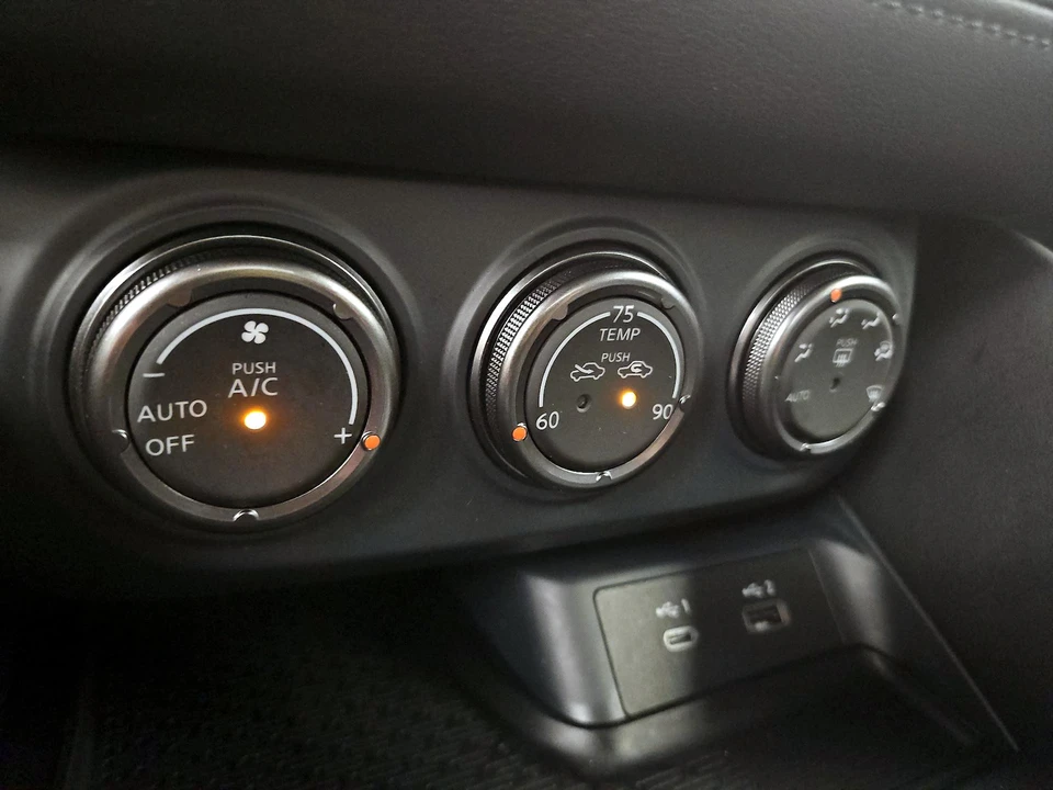 2025 Nissan Z 7th Gen - Image 16 of 24