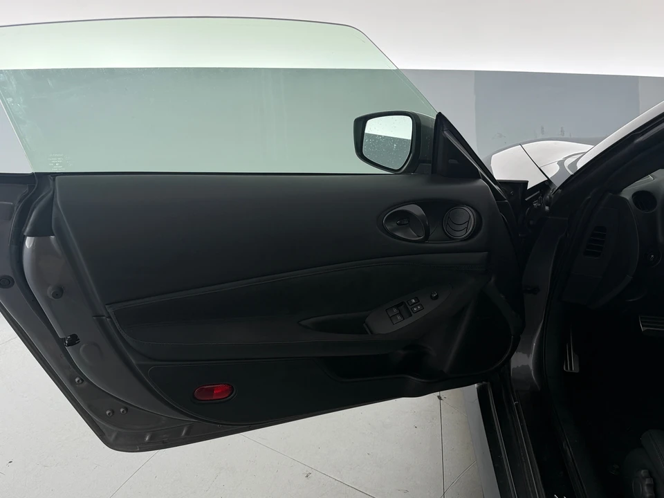 2025 Nissan Z 7th Gen - Image 6 of 31