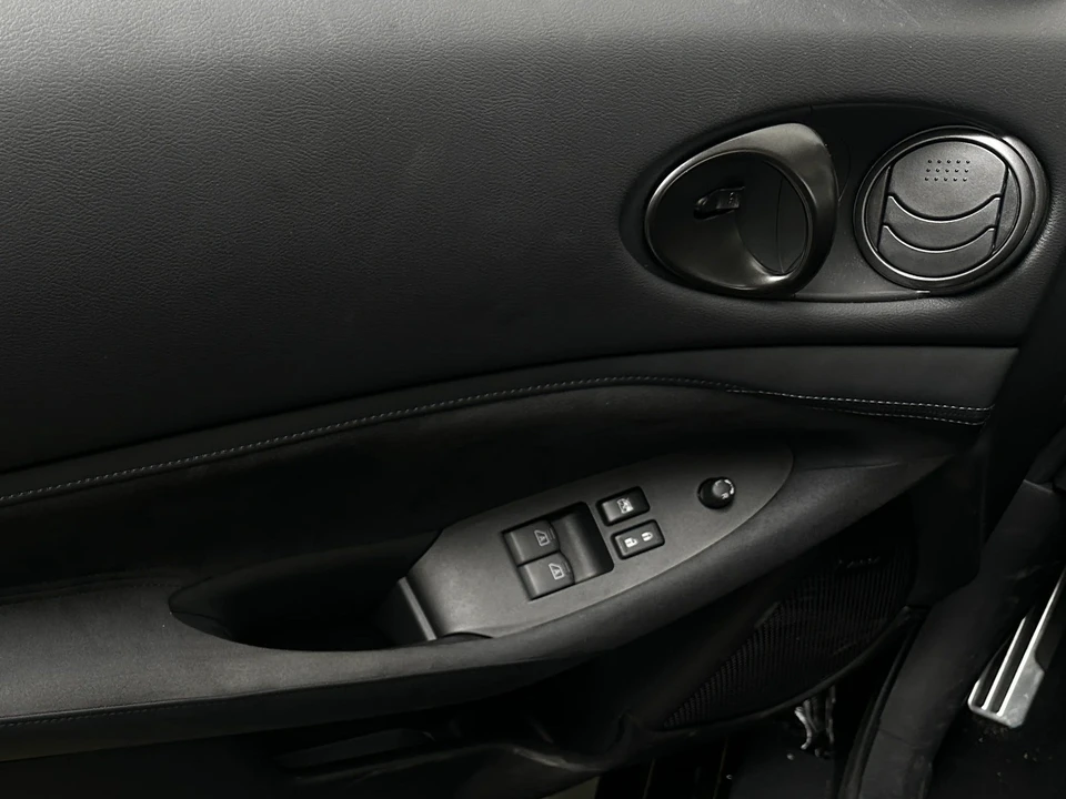 2025 Nissan Z 7th Gen - Image 6 of 31