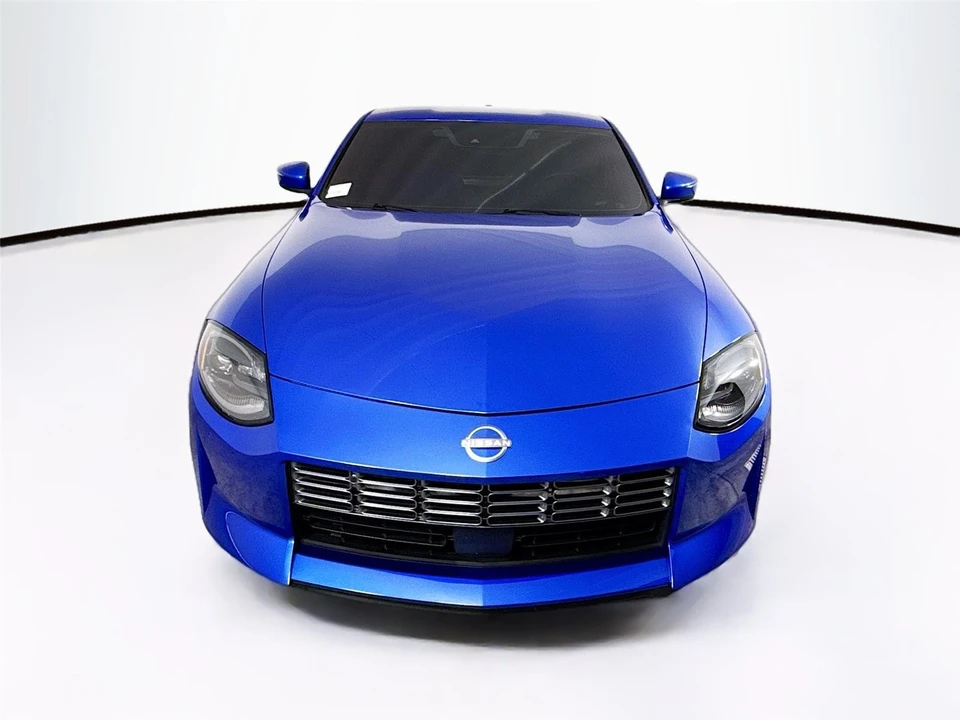 2025 Nissan Z - Image 22 of 31