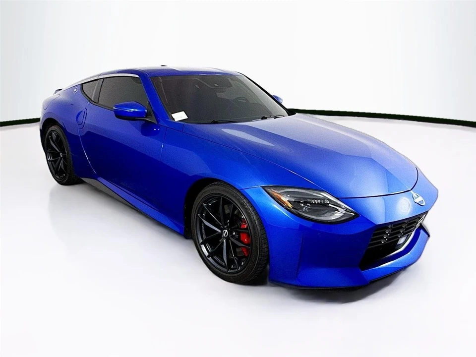 2025 Nissan Z - Image 30 of 31