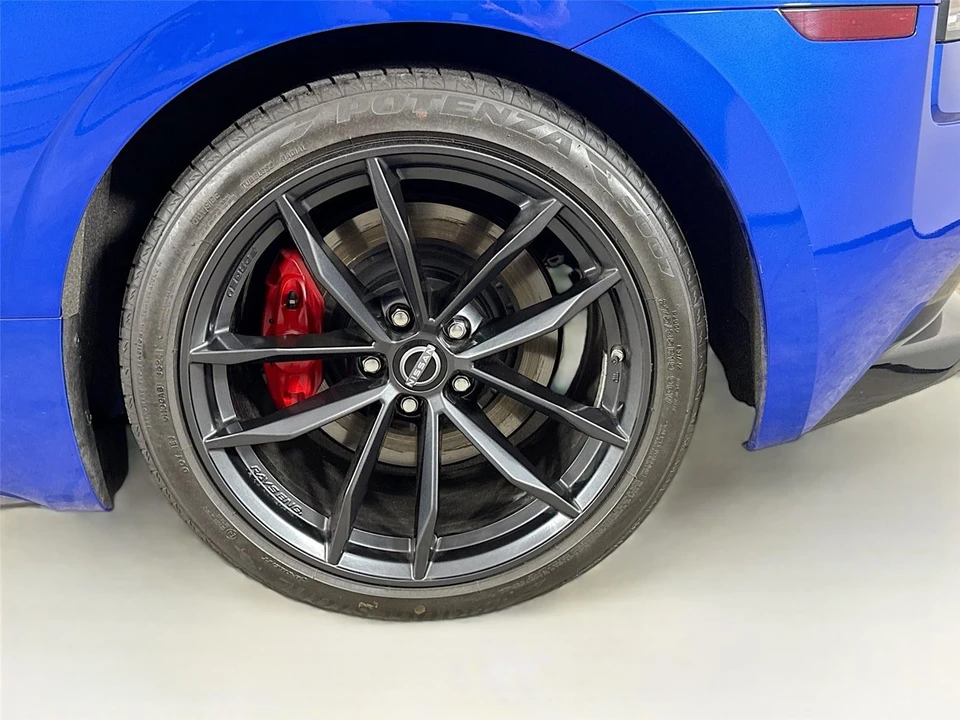 2025 Nissan Z - Image 28 of 31
