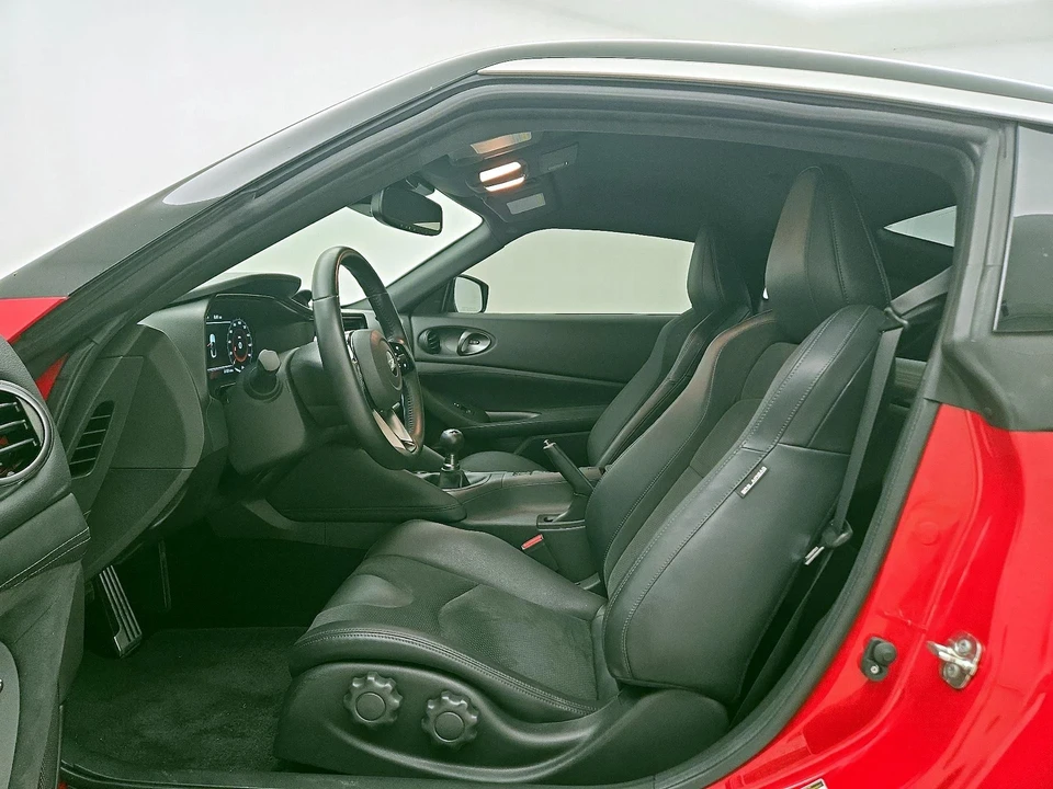 2025 Nissan Z 7th Gen - Image 12 of 26