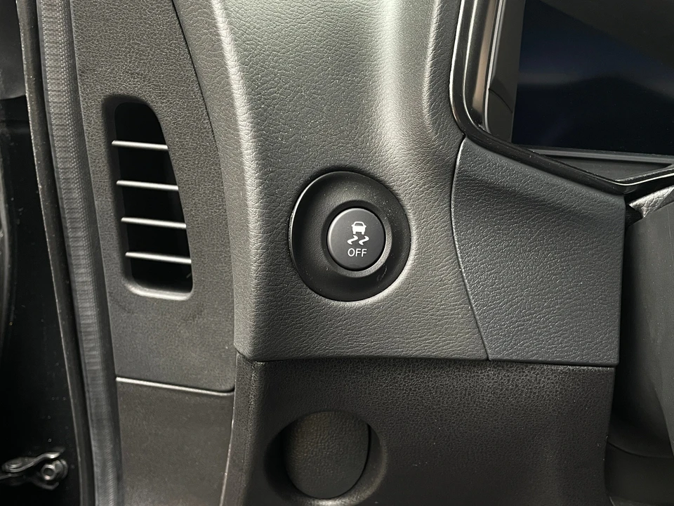 2025 Nissan Z 7th Gen - Image 9 of 31