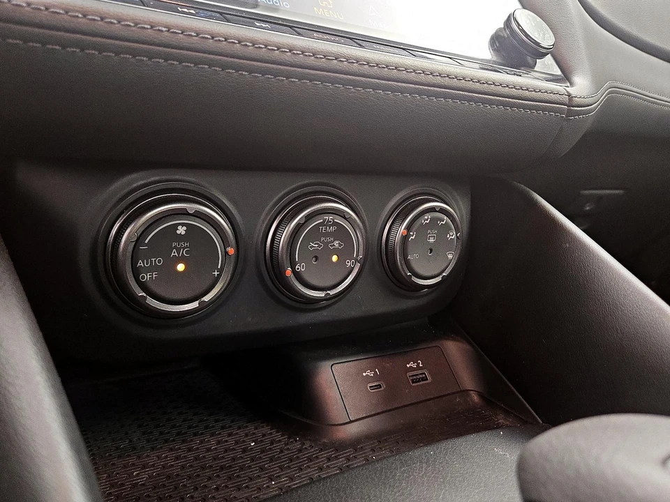 2025 Nissan Z 7th Gen - Image 17 of 25