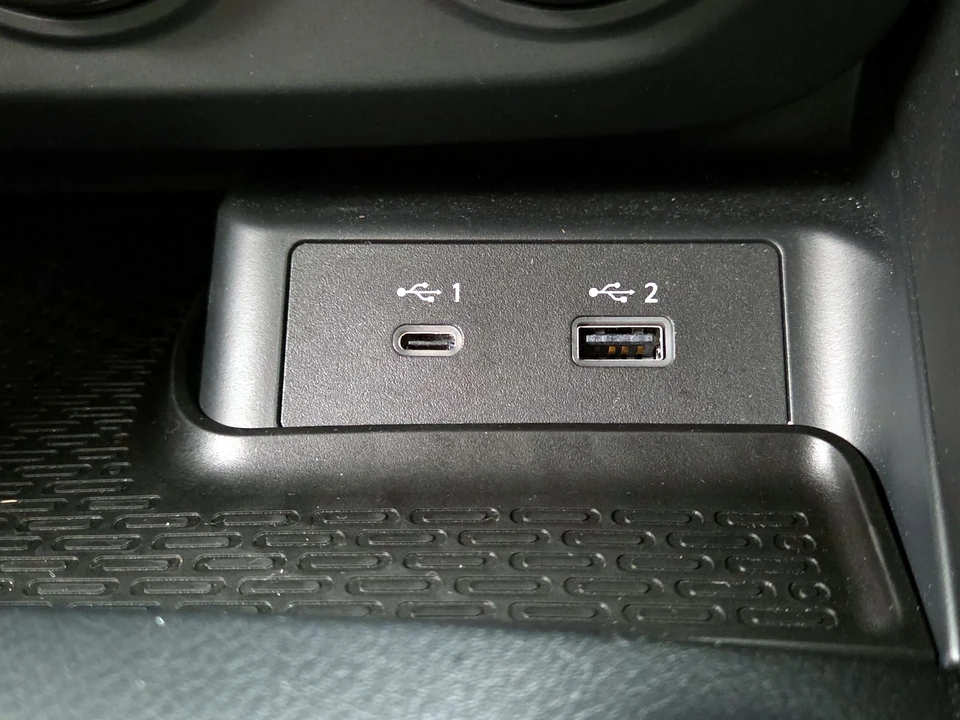 2025 Nissan Z 7th Gen - Image 20 of 26