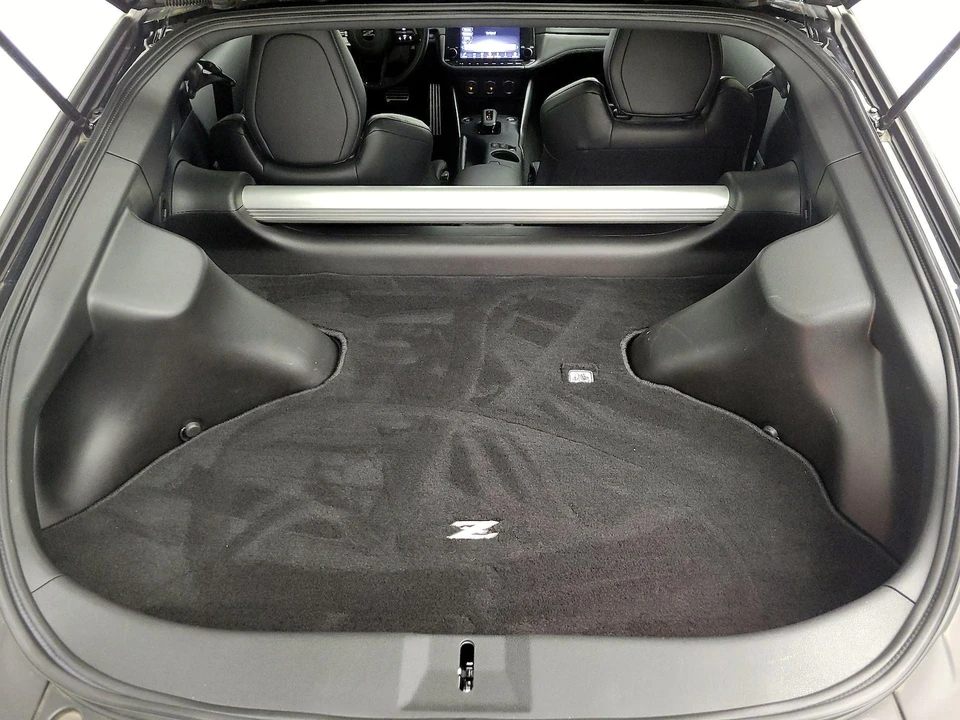 2025 Nissan Z 7th Gen - Image 17 of 21