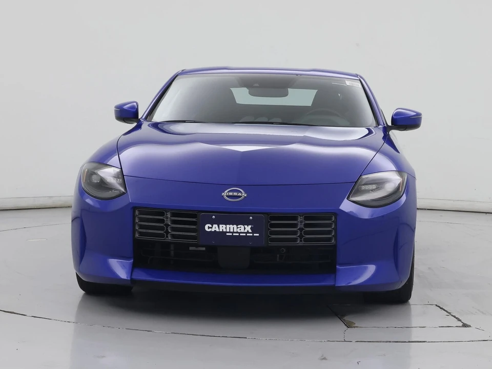 2025 Nissan Z - Image 6 of 25