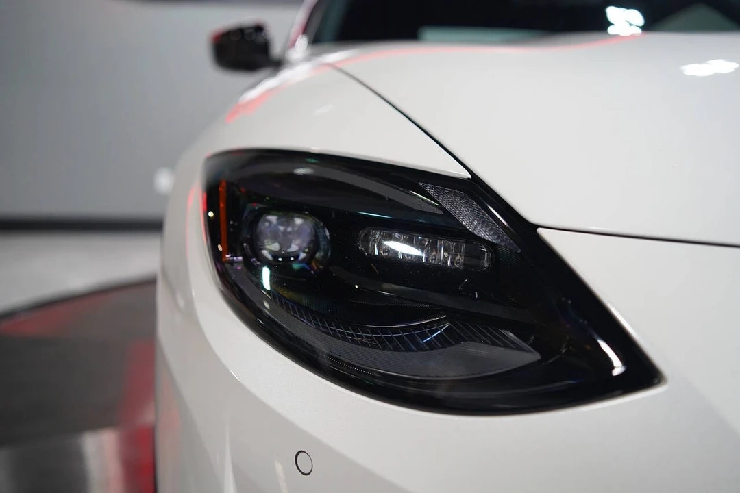 2025 Nissan Z 7th Gen - Image 18 of 31