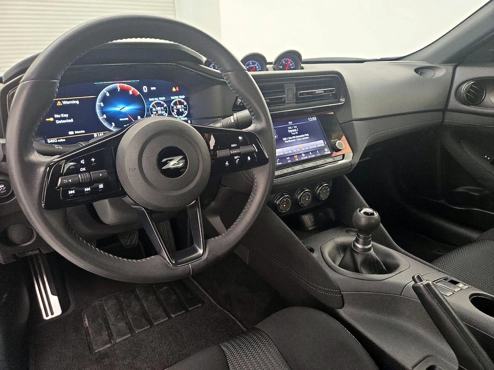 2025 Nissan Z 7th Gen - Image 10 of 25