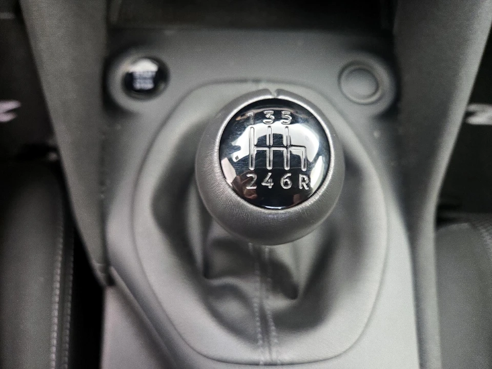 2025 Nissan Z 7th Gen - Image 18 of 25