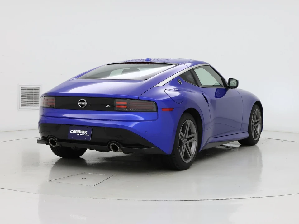 2025 Nissan Z 7th Gen - Image 9 of 25
