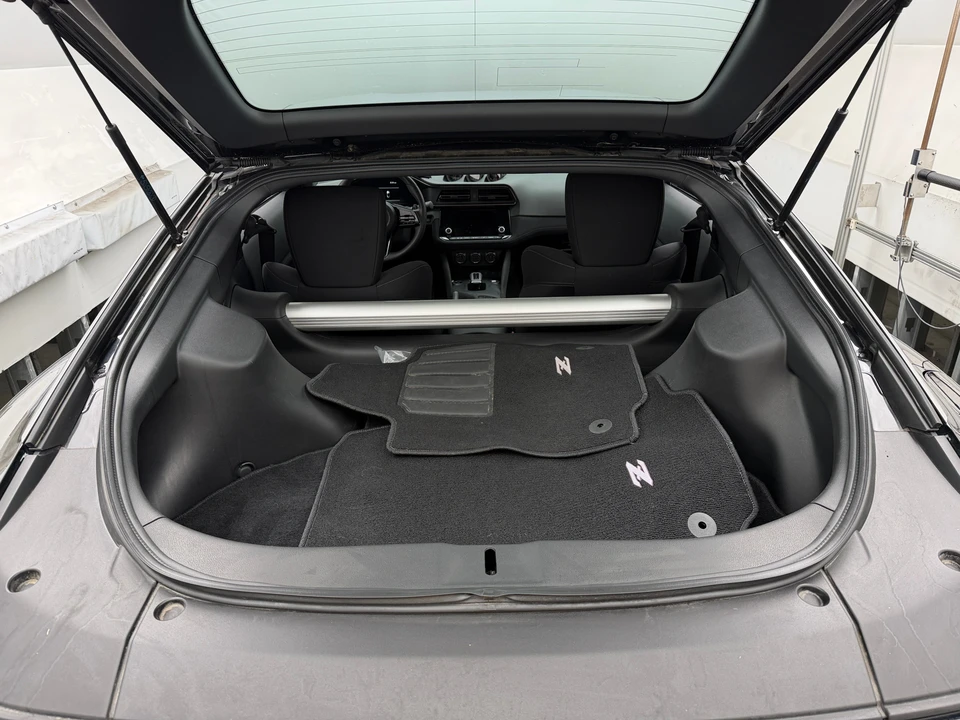 2025 Nissan Z 7th Gen - Image 6 of 31
