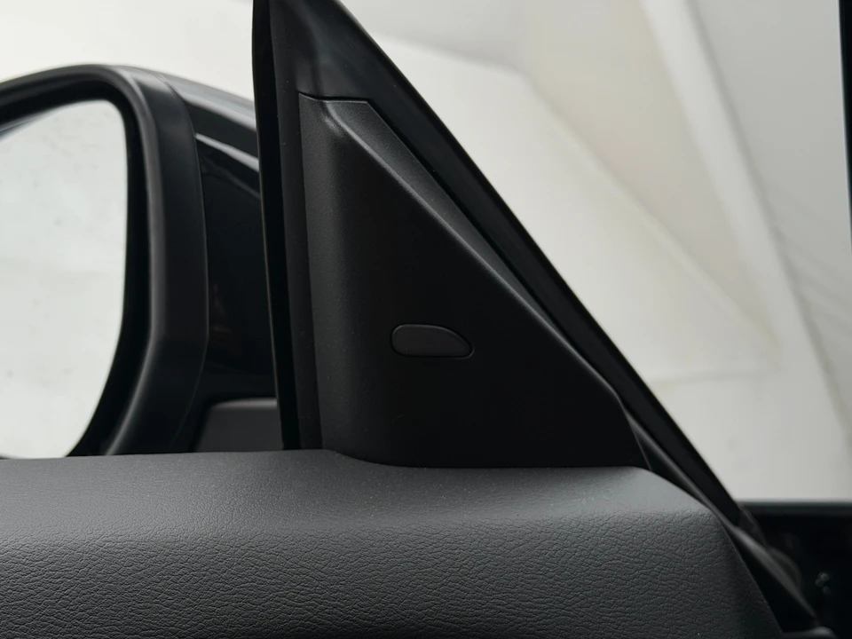 2025 Nissan Z 7th Gen - Image 9 of 31
