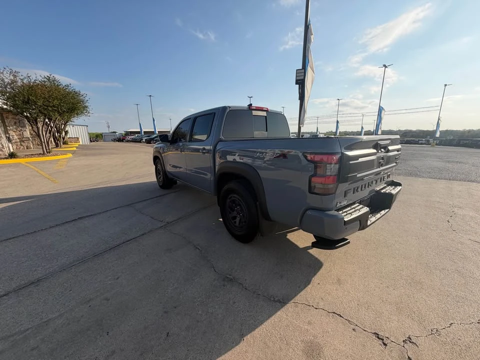 2025 Nissan Frontier 3rd Gen - Image 4 of 9