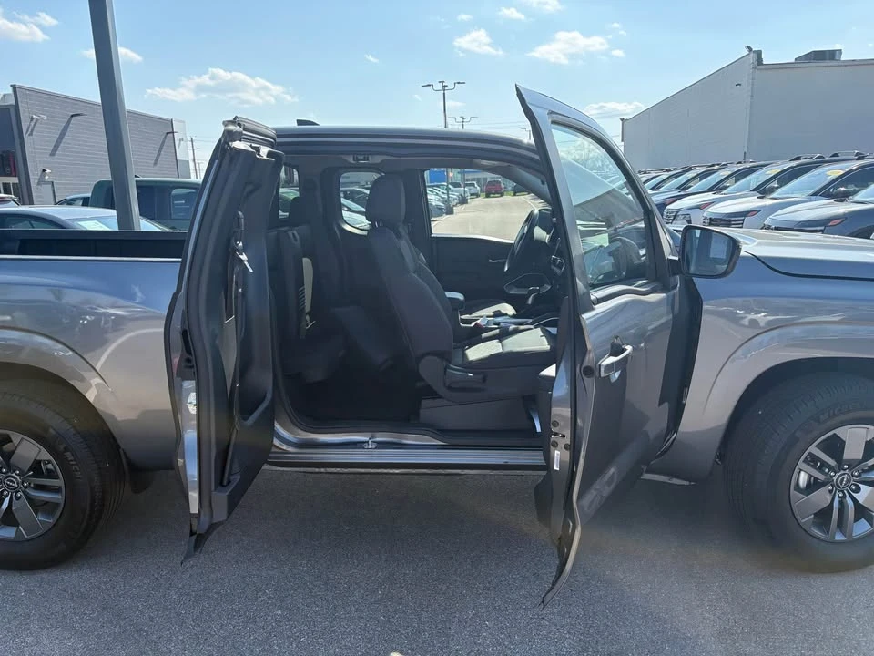 2025 Nissan Frontier 3rd Gen - Image 8 of 12