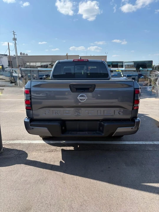 2025 Nissan Frontier 3rd Gen - Image 4 of 12