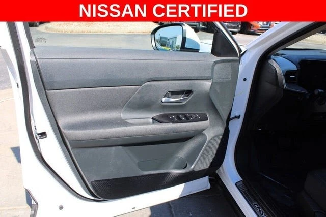 2025 Nissan Kicks - Image 19 of 21