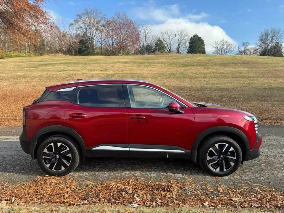 2025 Nissan Kicks - Image 6 of 20
