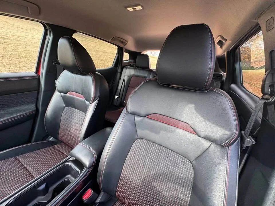2025 Nissan Kicks - Image 15 of 20