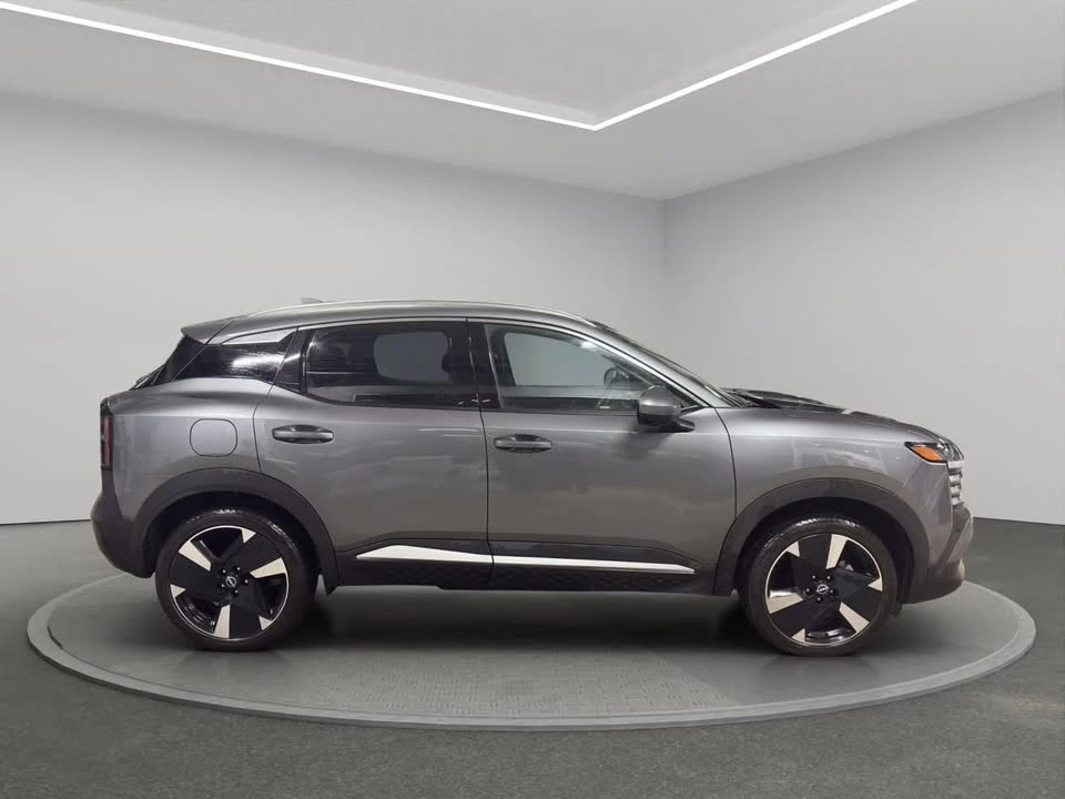 2025 Nissan Kicks - Image 7 of 19