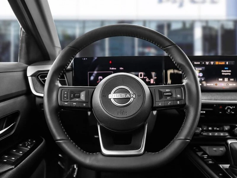 2025 Nissan Kicks - Image 13 of 20