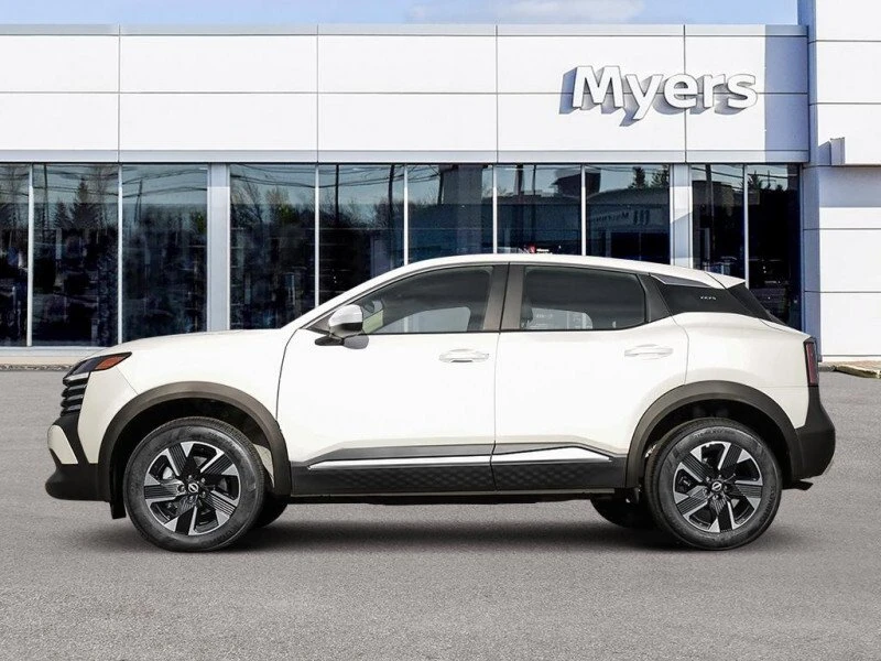 2025 Nissan Kicks - Image 3 of 20