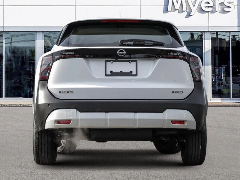 2025 Nissan Kicks - Image 5 of 20
