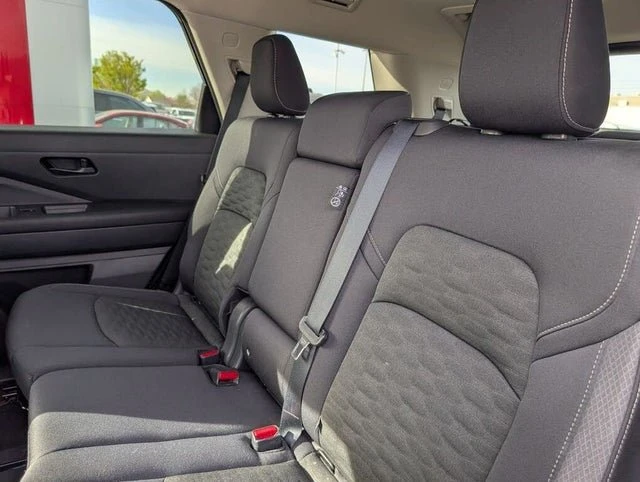 2025 Nissan Pathfinder 5th Gen - Image 7 of 7