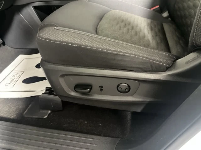 2025 Nissan Pathfinder 5th Gen - Image 12 of 20